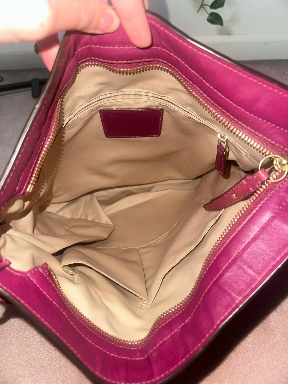 Coach Colette Hobo Bag Vibrant Pink Gold Hardware